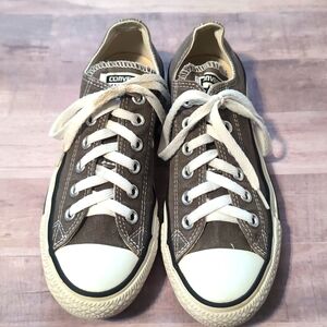 Converse Low Top Shoes Men's 5/Women's 7